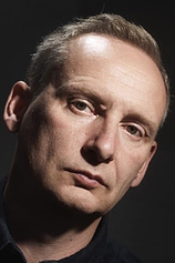 photo of person Paul Hartnoll