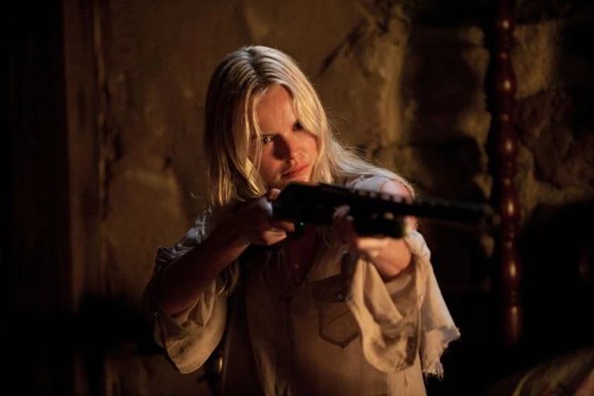 Kate Bosworth en perros-de-paja-2011